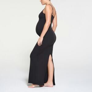 SKIMS Fits Everybody Maternity Long Slip Dress Onyx - S